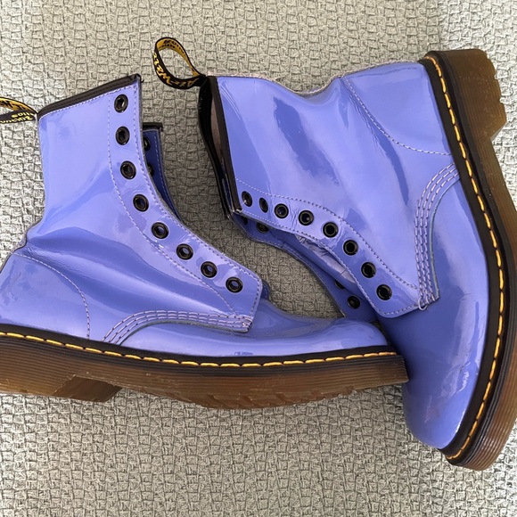 Doc Martens Patent Leather 7 - Picture 4 of 6